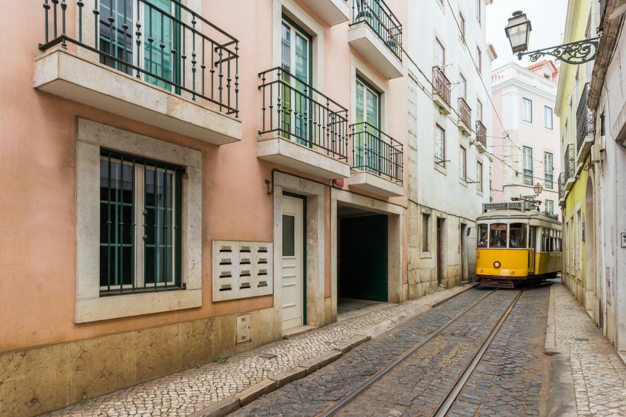 Alfama Modern Two-Bedroom Apartment W/ River View And Parking - By Lu Holidays Lisboa Exterior foto